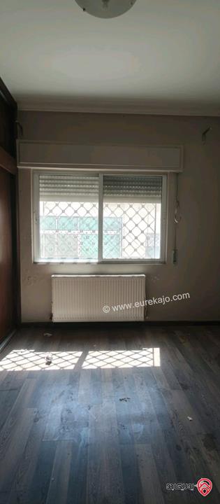 شقة طابق ثالث مساحة 173م للبيع في عمان -  عرجان  موقع مميز   