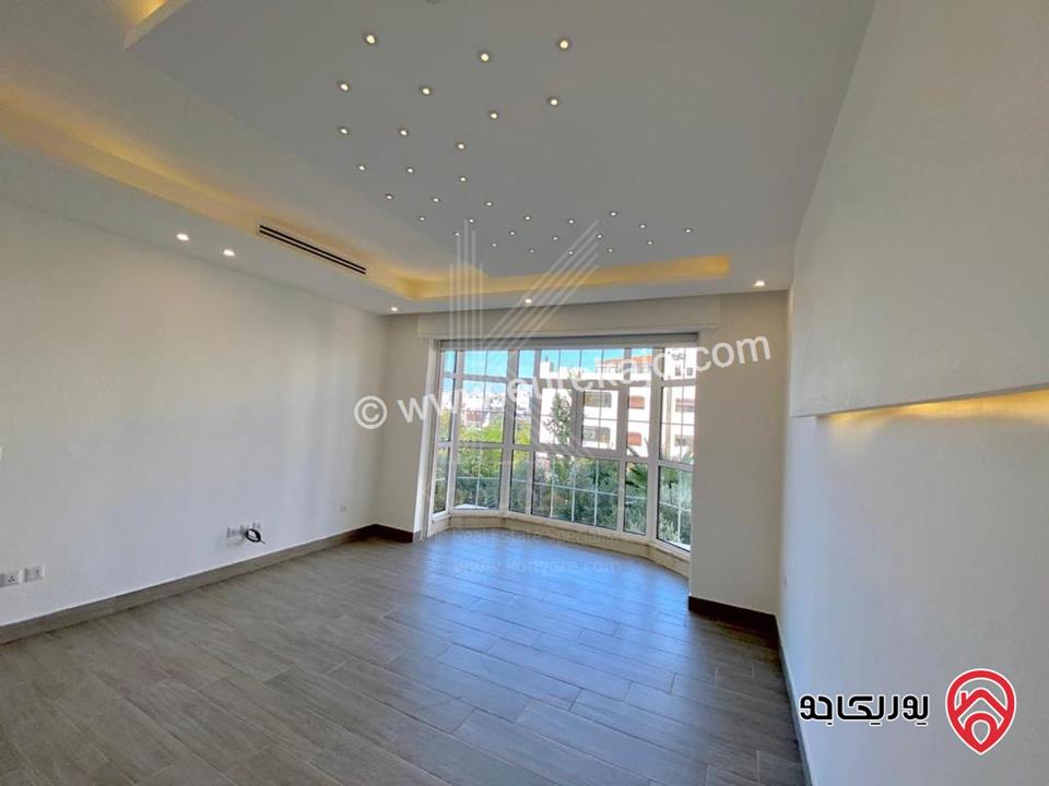 شقة مميزة مساحة 200م طابق أول للايجار في عمان - الكرسي