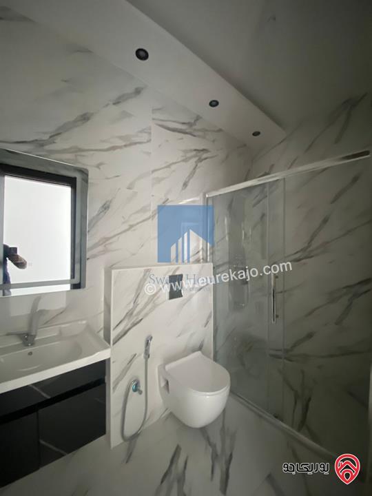 شقة فاخرة طابق ثاني مساحة 200م تشطيب سوبر ديلوكس لم تسكن للبيع في عمان - تلاع العلي