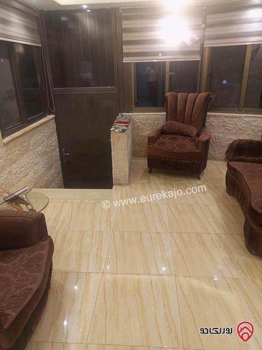 شقة ديلوكس طابق ارضي مساحة 120م داخلي و 100م خارجي للبيع في عمان - الذراع 