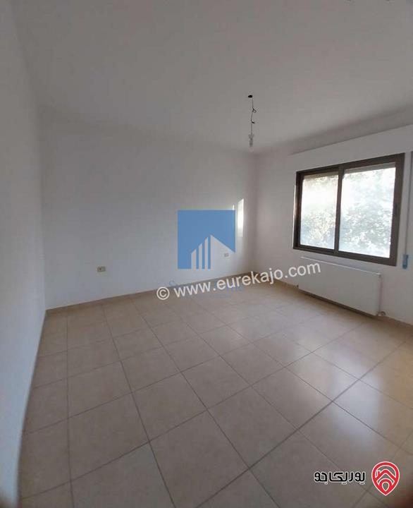 شقة مميزة طابق ثالث 180م مع روف 80م للبيع في عمان - الرابية