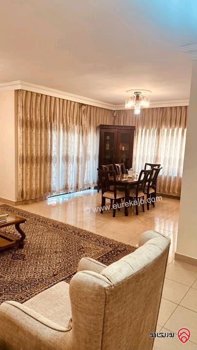 شقة مميزة مساحة 200م طابق أول للايجار مفروشة في عمان - دير غبار