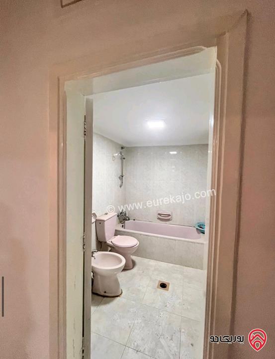 شقة فاخرة مساحة 160م طابق ثالث للايجار في عمان - دير غبار