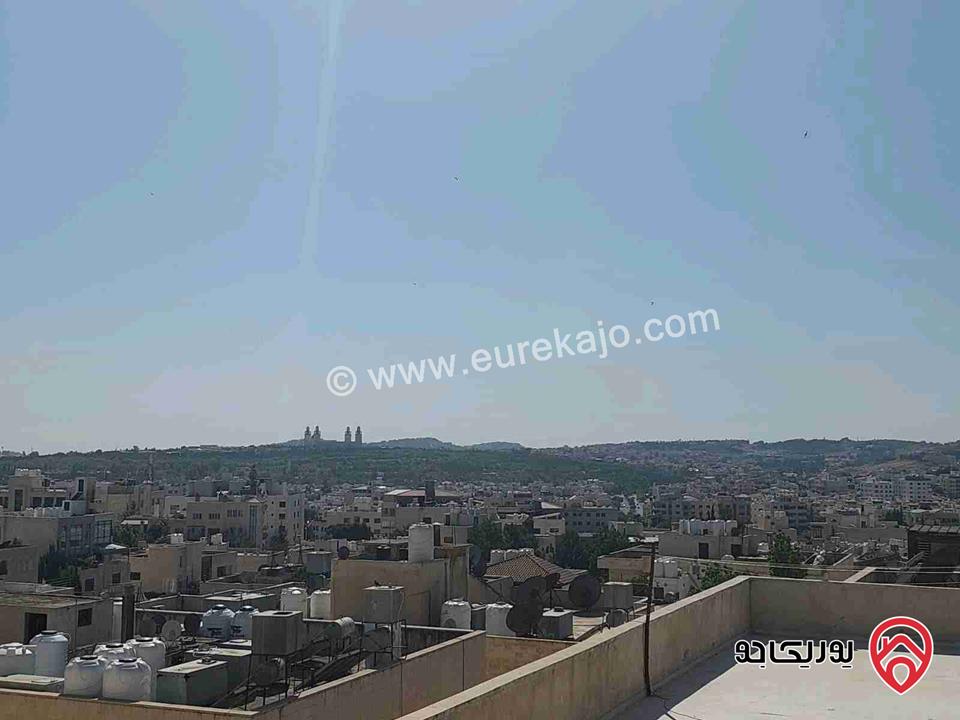 شقة طابق اخير مساحة 163م للبيع في عمان - خلدا 