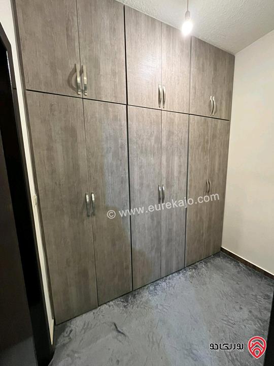 شقة شبه ارضية جديدة مساحة 180م داخلي و 200م خارجي للبيع في عمان - صويلح