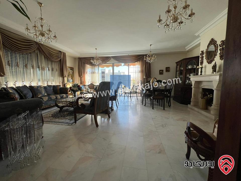 شقة فاخرة للبيع في عمان - خلدا - العوجانية قرب الهمشري طابق ثالث 213م تشطيب سوبر ديلوكس بسعر مغري