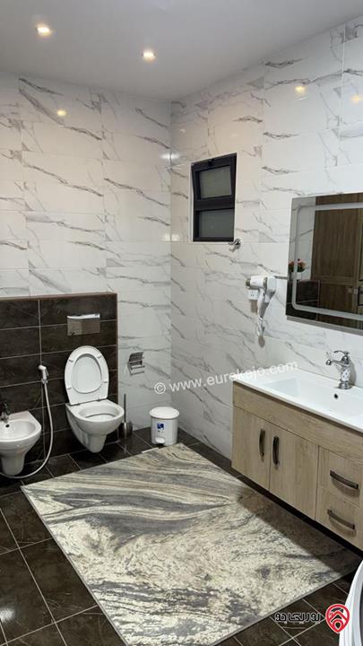 شقة شبه أرضية مساحة 285م للبيع في عمان - تلاع العلي