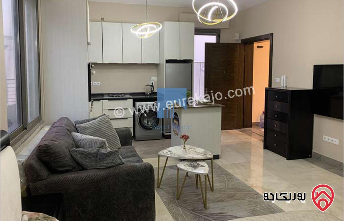 شقة فاخرة للبيع في عمان - دير غبار مقابل صيدلية جونيا طابق ثالث 150م مع روف 130م تشطيب سوبر ديلوكس