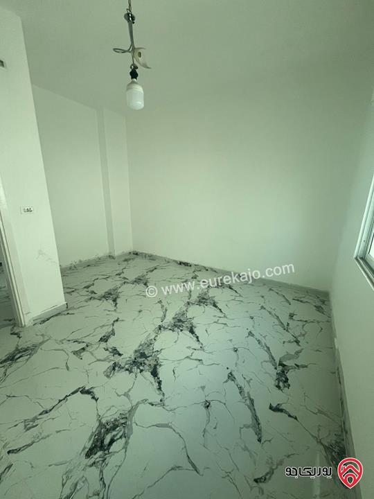 شقة مجددة بالكامل مساحة 139م طابق ثاني للبيع في عمان - ضاحية الاقصى 