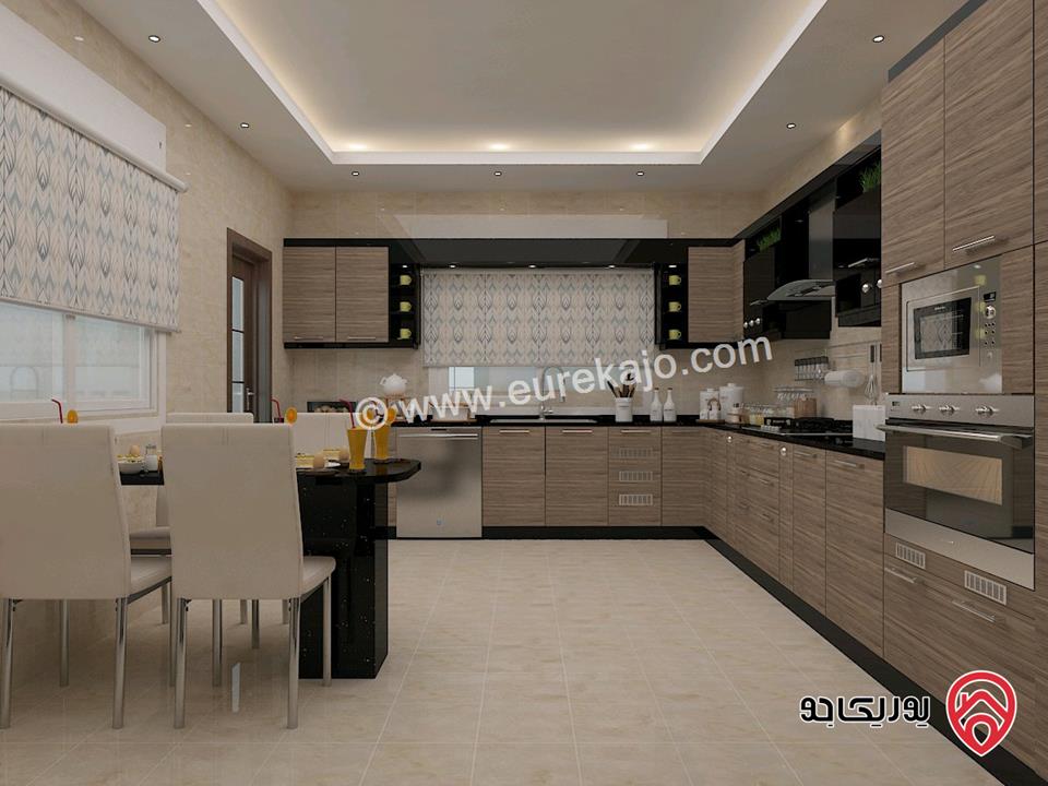 شقة طابقية كاملة مساحة 253م للبيع في عمان - الجبيهة 