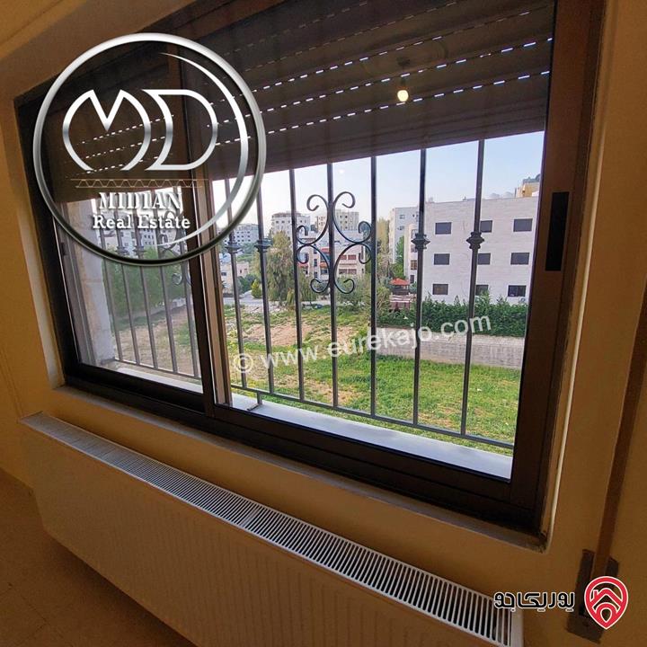 شقة دوبلكس طابق اخير مع روف للبيع في عمان - خلدا مساحة 270م مع تراسات تشطيبات سوبر ديلوكس اطلالة جميلة بسعر مميز