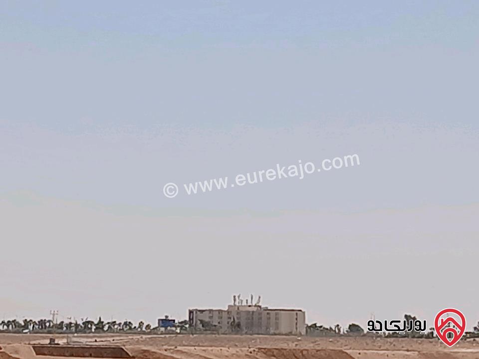 أرض مساحة 930م للبيع في عمان - القسطل قرب شارع المطار من المالك