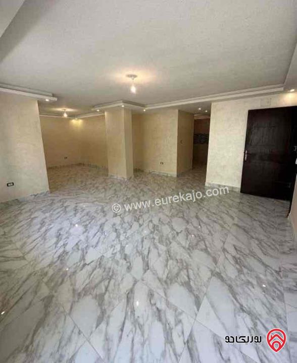 شقة شبه ارضية مساحة 130م للايجار في عمان - ام السماق 