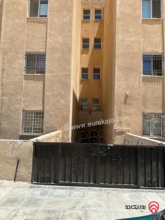 شقة طابق ثاني مساحة 135م للبيع في عمان - أبو علندا