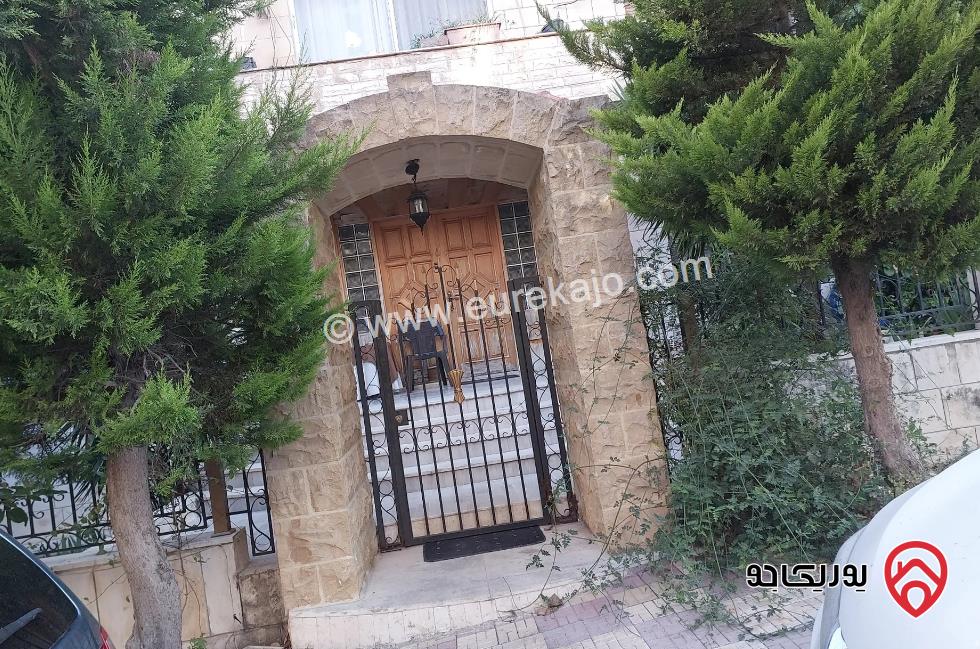 شقة مساحة 180م طابق ارضي للبيع في ضاحية الرشيد