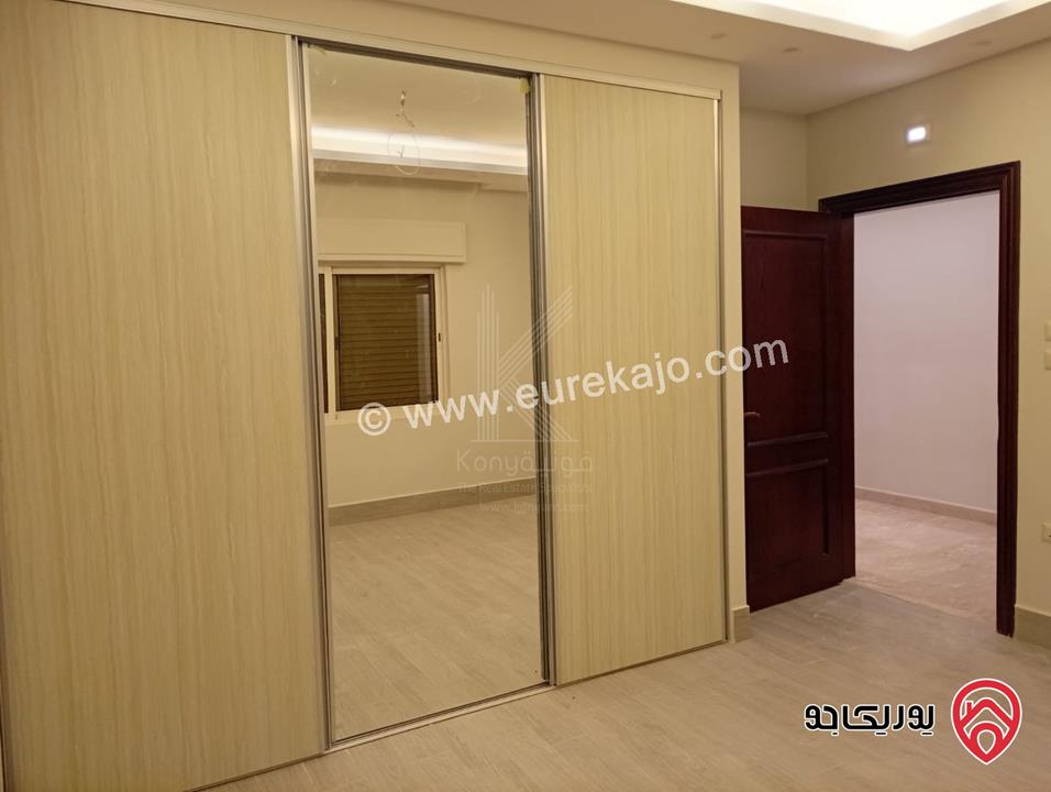 شقة فاخرة حديثة طابق ارضي معلق مساحة 388م للايجار في عمان - دير غبار