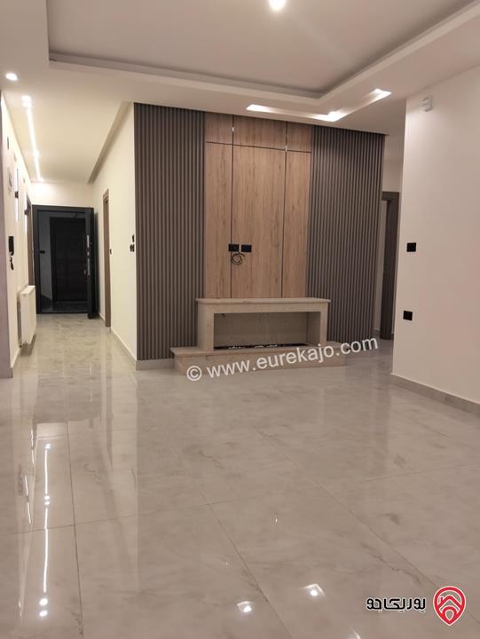 شقة طابق أول مساحة 192م للايجار في عمان - طريق المطار