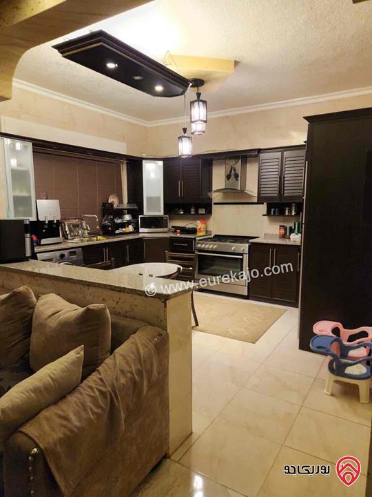 شقة طابق ثاني مساحة 160م للبيع في عمان - طبربور