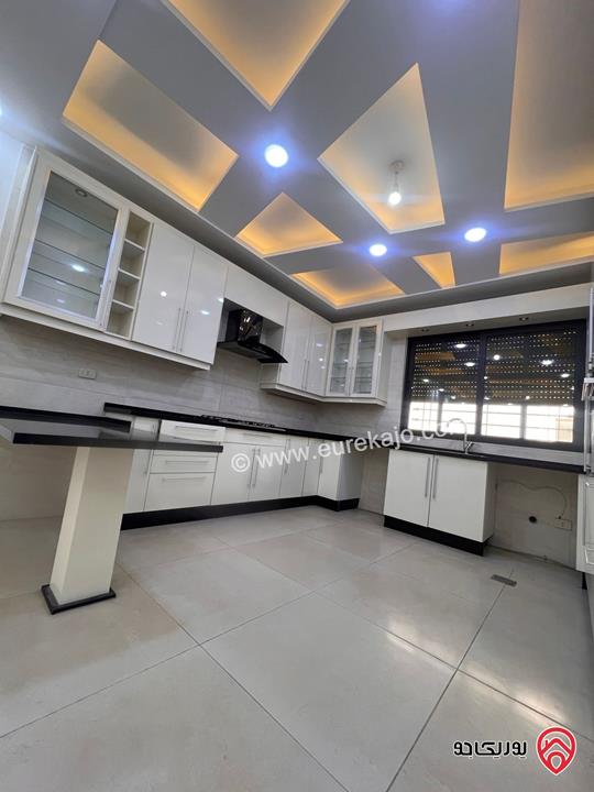 شقة شبه أرضية مساحة 170م للايجار في عمان - خلدا 