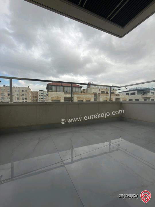 شقة مفروشة ديلوكس طابق ثالث مساحة 150م للايجار في عمان - ام السماق 