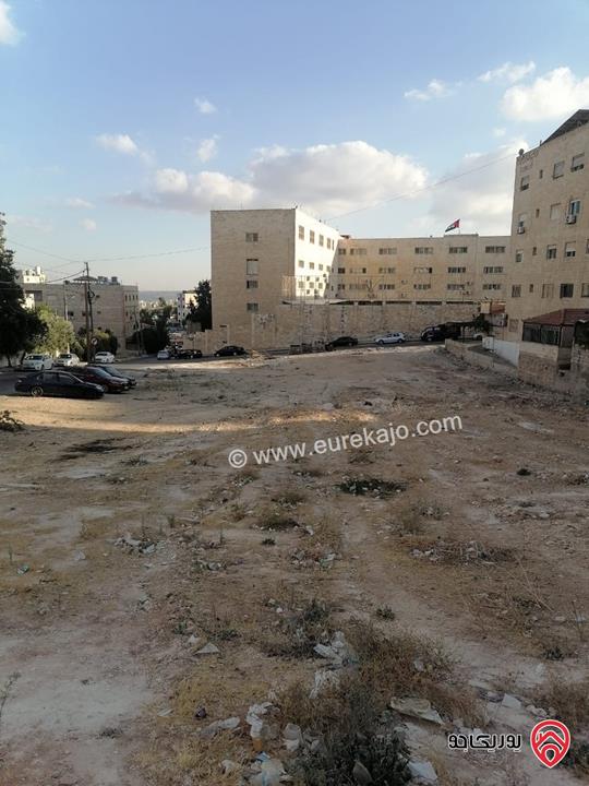 قطعة ارض مساحة 1 دونم على شارعين للبيع في عمان - المدينة الرياضية بجانب حراج الأردن 