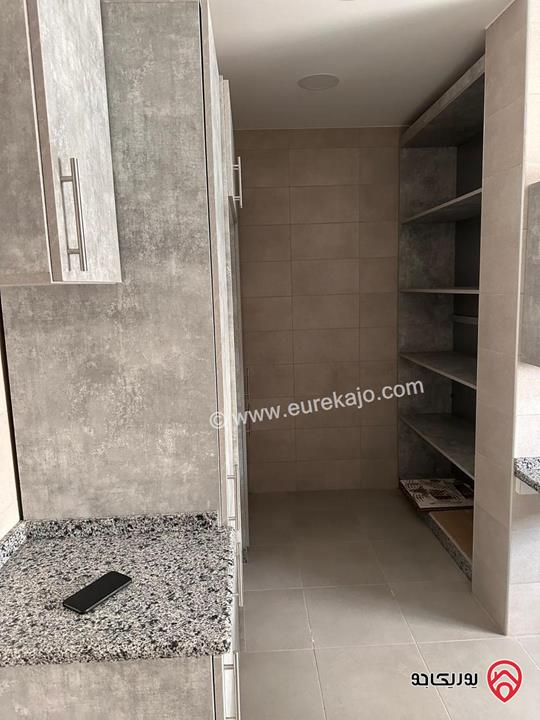 شقة غير مفروشة مساحة 197م طابق ثاني للايجار في عمان - الجبيهة 