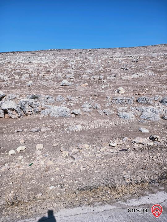 قطعة أرض مساحة 6 دونم و 172م للبيع في إربد لواء المزار الشمالي قرية صمد