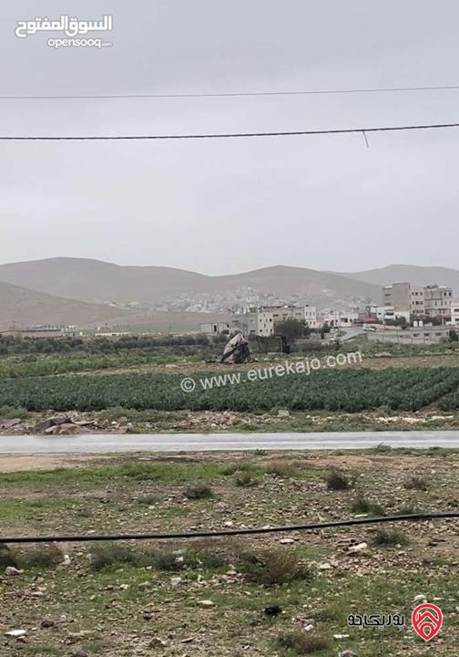 قطعة ارض قوشان مستقل مساحة 383م للبيع في الزرقاء - السخنة بسعر مغري