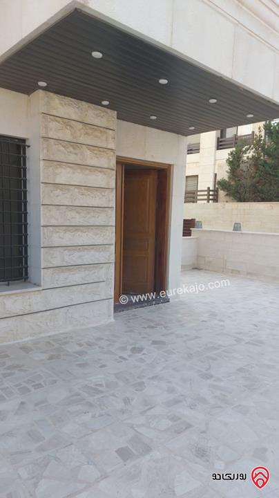 شقة مساحة 190م داخلي و 50م خارجي للبيع في عمان - دير غبار