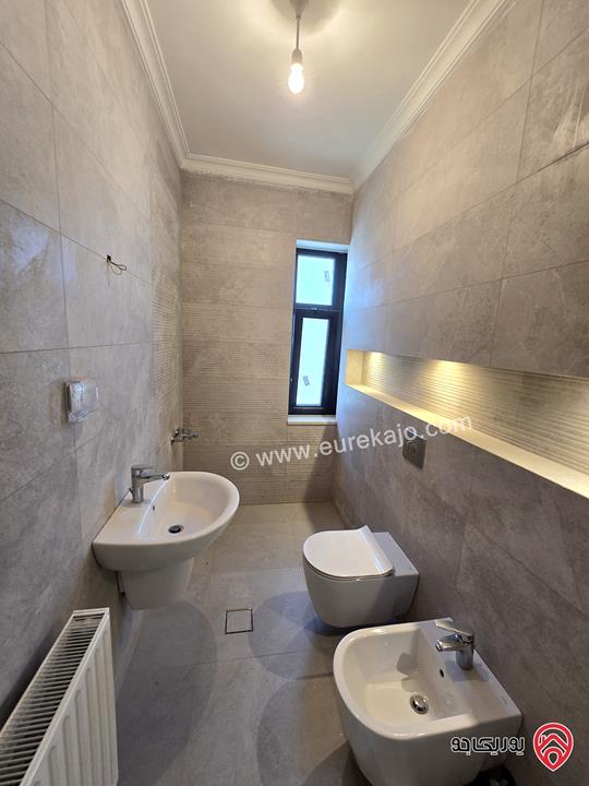 عمارة حديثة مساحة 770م مساحة البناء 1400م للبيع في عمان - خلدا تنفع لسكن العائلي بسعر مميز