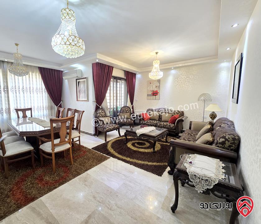 شقة مساحة 190 متر طابق اول للبيع في عمان - خلدا 