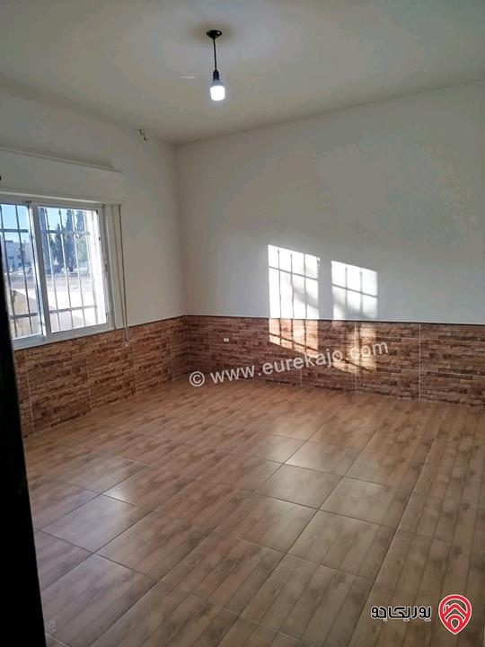 شقة أرضية مساحة 90م للبيع في عمان - ابو نصير 