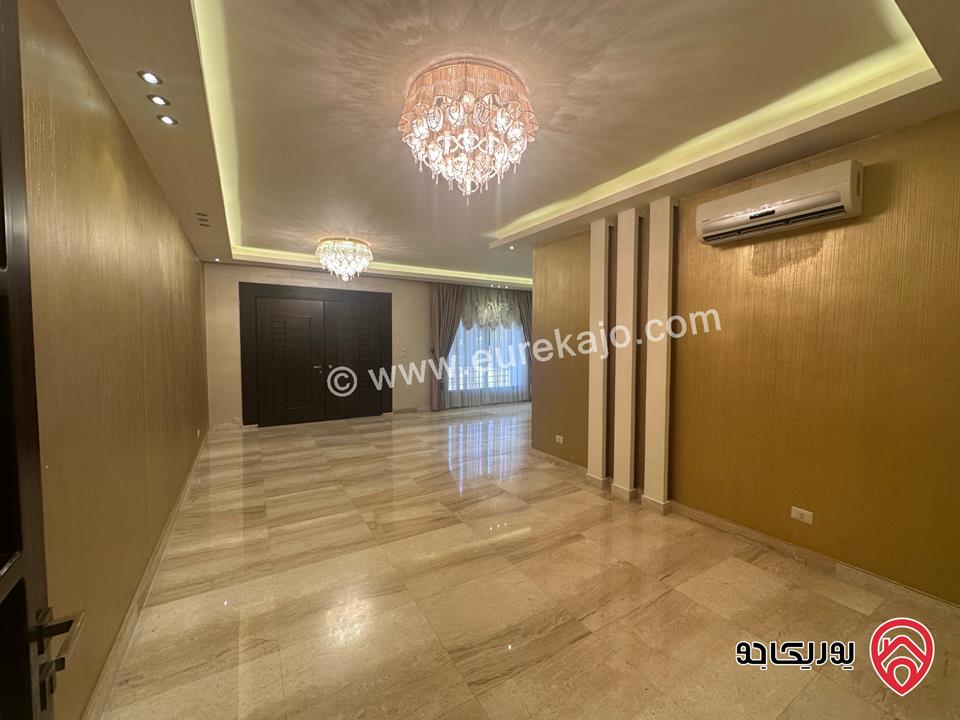 شقة تشطيب فلل 204م ارضية للبيع في عمان - الصويفية