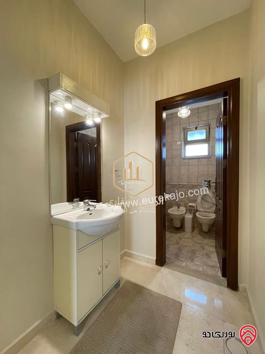 شقة سوبر ديلوكس مفروشة مساحة 175م للايجار في عمان - عبدون