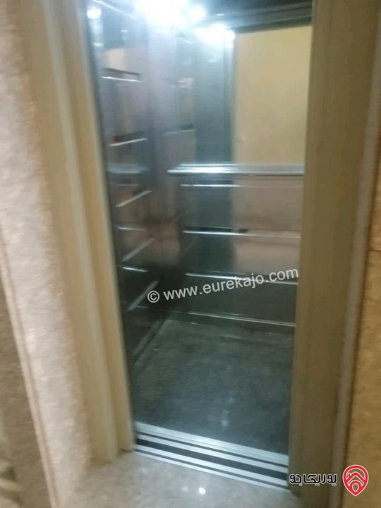 شقة مميزة طابق ثالث مساحة 92م للبيع في عمان - ابو نصير صحارى مول