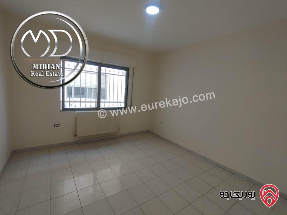 شقة للبيع في عمان - ام السماق مساحة 130م طابق ثاني سوبر ديلوكس تصلح للاستثمار بسعر مميز جداً