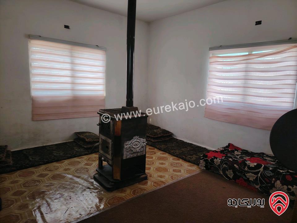 بيت مستقل على منطقة مرتفعة مساحة 100م على أرض 500م للبيع في المفرق - الزنية