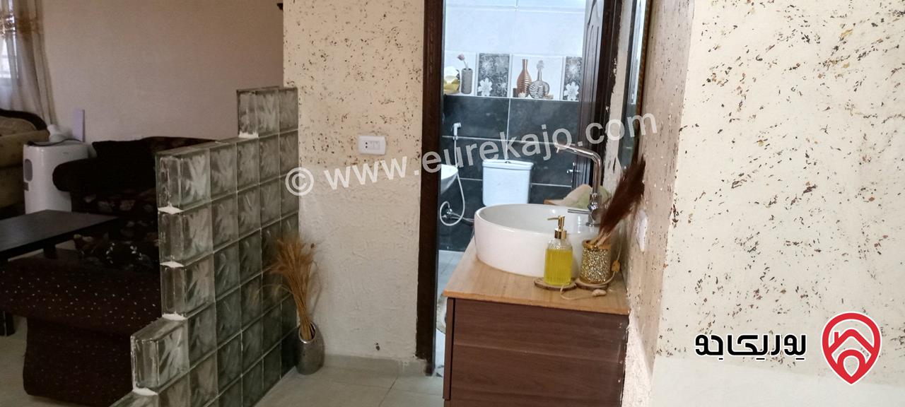 بيت شبه فيلا مساحة 247م على ارض 508م للبيع في عمان - البيضاء 
