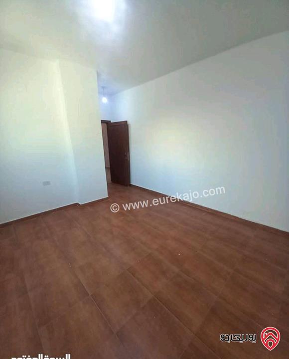 شقة طابق أول مساحة 160م للبيع في الزرقاء - البتراوي