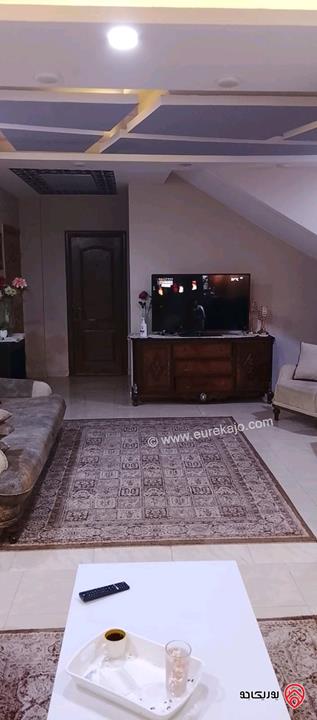 شقة دوبلكس مساحة 140م طابق ثاني للبيع في الزرقاء الجديدة