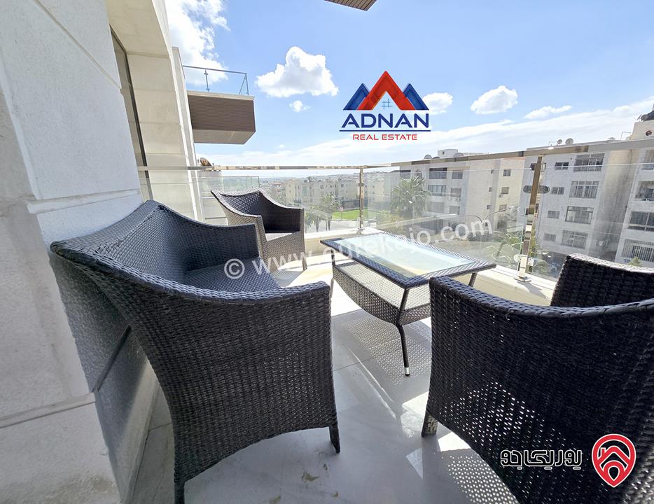 شقة طابق ثالث دوبلكس مساحة 250م مفروشة للإيجار في عمان - عبدون 