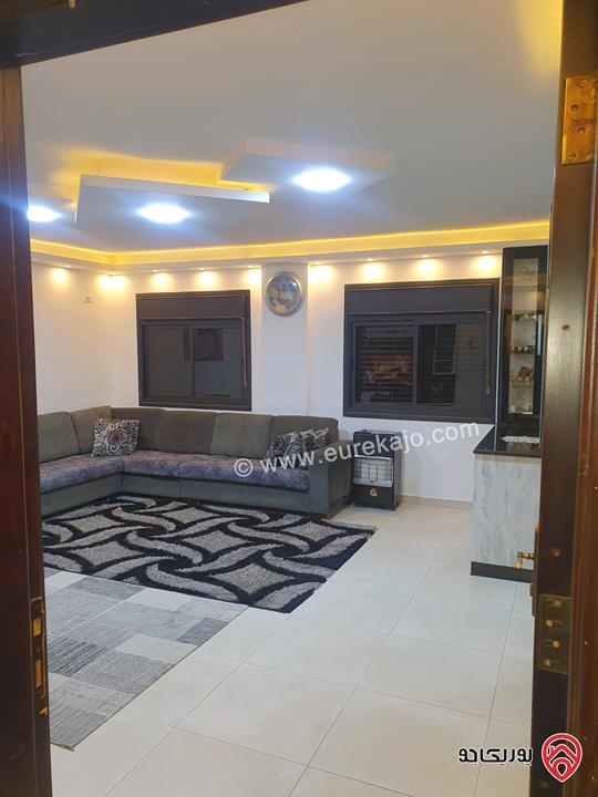 شقة طابق اول مساحة 150م للبيع في الزرقاء - البتراوي