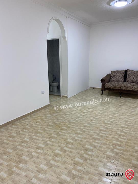 شقة أرضية مساحة 80م داخلي و 60م خارجي للبيع في عمان - صويلح