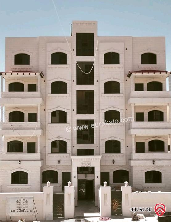شقة طابق ثالث هندسي مساحة 140م اطلالة بحرية مع كراج تشطيب هايبر ديلوكس للبيع في العقبة - السكنية الخامسة