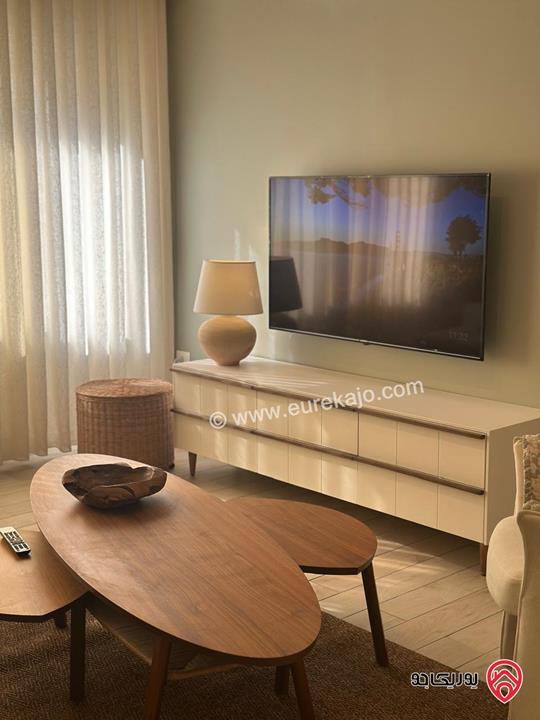 شقة فاخرة مفروشة طابق ثالث مساحة 107م للايجار في عمان - دير غبار