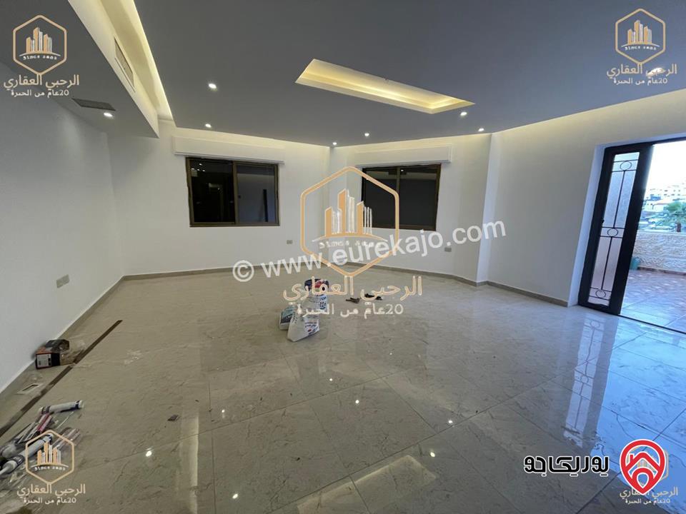 شقة سوبر ديلوكس طابق ثاني 170م للايجار في عمان - ديرغبار