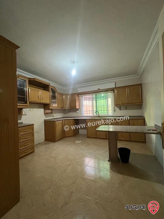 شقة شبه أرضية مساحة 170م للايجار في عمان - خلدا