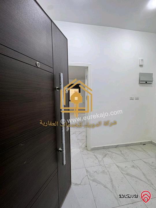 شقة جديدة مساحة 200م طابق ارضي معلق للإيجار في عمان - ضاحية الرشيد 