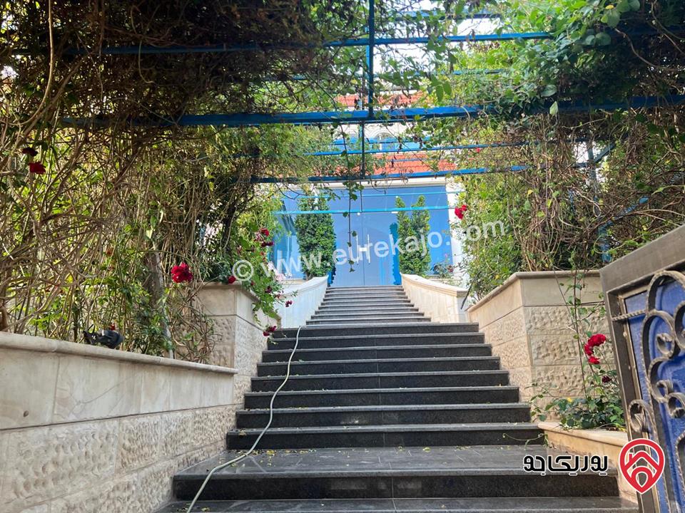 فيلا دوبلكس مساحة 550م على أرض 1030م للبيع في عمان - ضاحية الأمير علي طريق المطار 