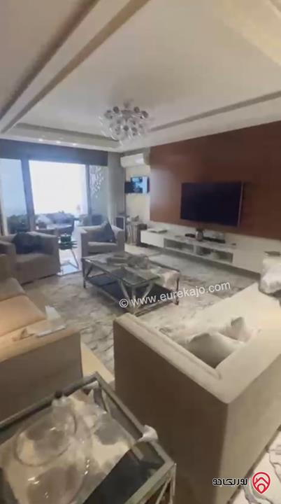 شقة فاخرة مفروشة مساحة 300م للايجار في عمان - ام اذينة